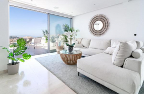 LMR1-Penthouse with 187m2 terrace and private pool